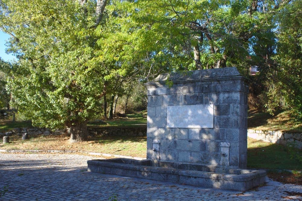 Fuente nueva-Casa de los Llanillos